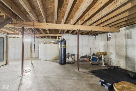 2034 N Naugle Road Salem IN 47167