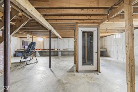 2034 N Naugle Road Salem IN 47167