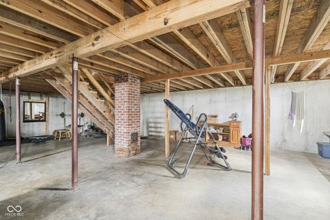 2034 N Naugle Road Salem IN 47167