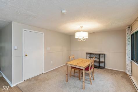 1262 Barefoot Trail Greenwood IN 46142