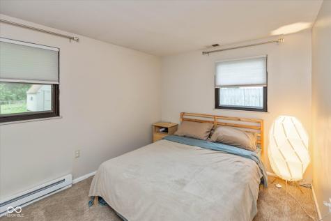 1262 Barefoot Trail Greenwood IN 46142