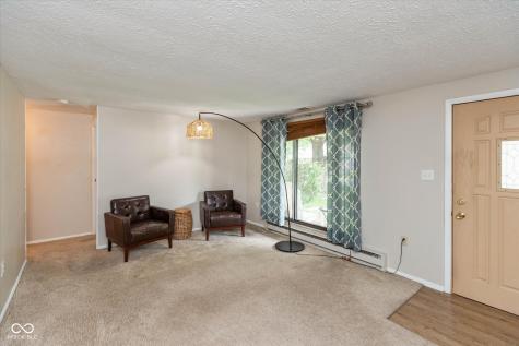 1262 Barefoot Trail Greenwood IN 46142