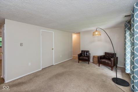 1262 Barefoot Trail Greenwood IN 46142