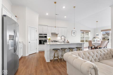 2751 Victory Drive Columbus IN 47203