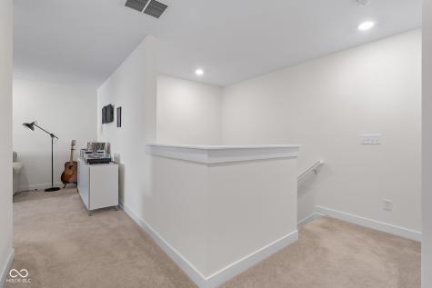 2751 Victory Drive Columbus IN 47203