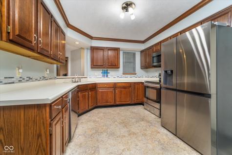 7856 Trotwood Circle Indianapolis IN 46256