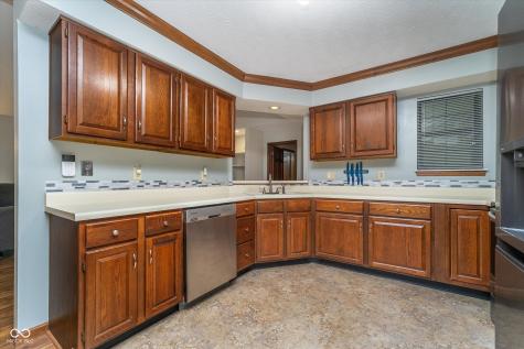 7856 Trotwood Circle Indianapolis IN 46256