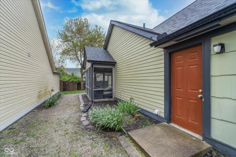 7856 Trotwood Circle Indianapolis IN 46256
