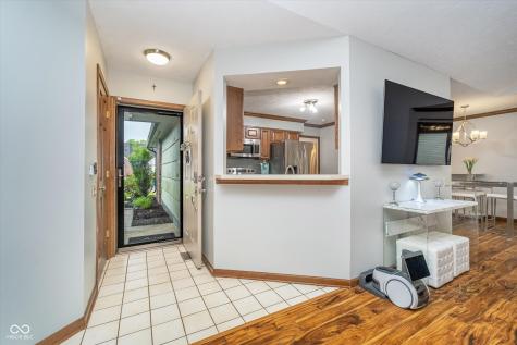 7856 Trotwood Circle Indianapolis IN 46256