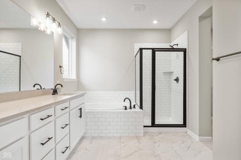 14239 Coyote Ridge Drive Noblesville IN 46060