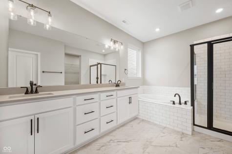14239 Coyote Ridge Drive Noblesville IN 46060