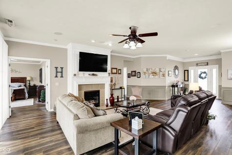 16131 Oliver Street Fishers IN 46037