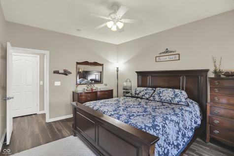 16131 Oliver Street Fishers IN 46037