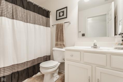 13390 Grosbeak Court Carmel IN 46033