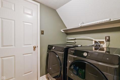 7866 Sand Shoal Court Indianapolis IN 46236