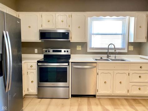 429 Thornberry Drive Carmel IN 46032