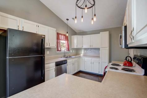 621 Woodfield Circle Avon IN 46123