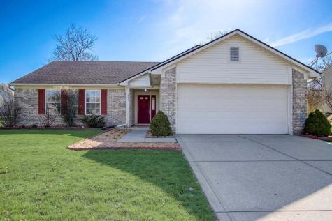 621 Woodfield Circle Avon IN 46123
