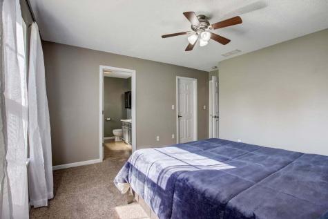 621 Woodfield Circle Avon IN 46123