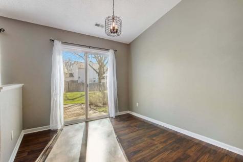 621 Woodfield Circle Avon IN 46123