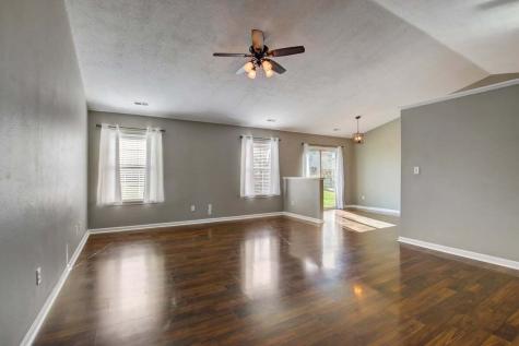 621 Woodfield Circle Avon IN 46123