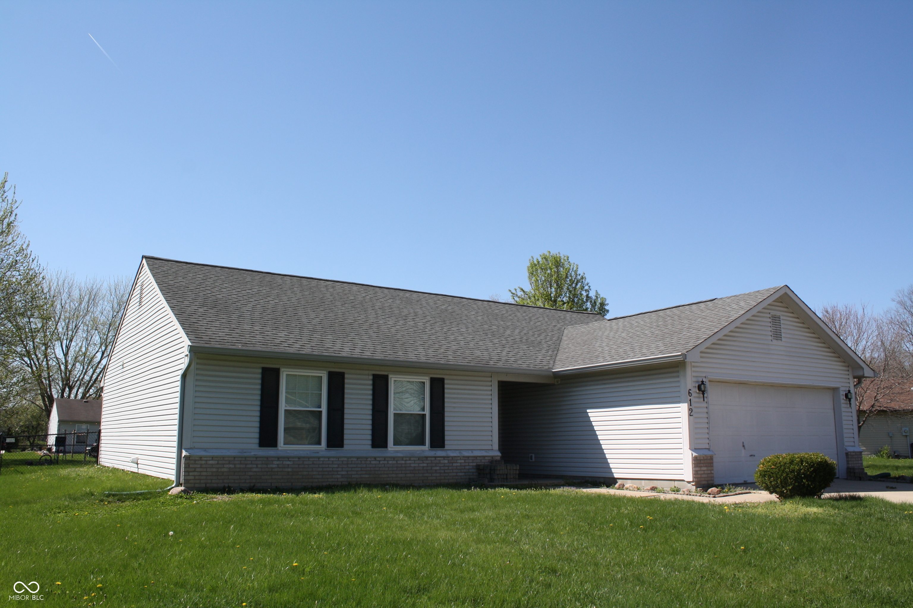 612 Woodfield Circle Avon IN 46123