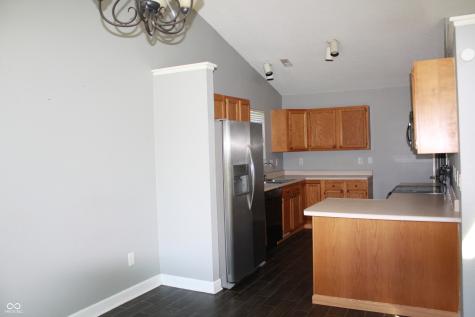 612 Woodfield Circle Avon IN 46123