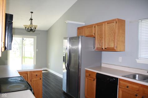 612 Woodfield Circle Avon IN 46123