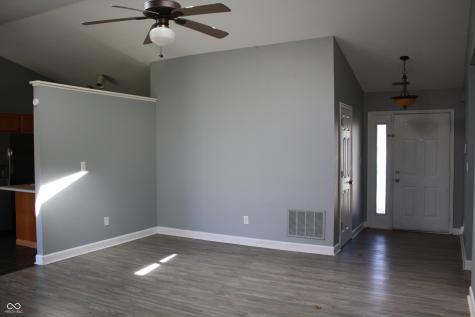 612 Woodfield Circle Avon IN 46123