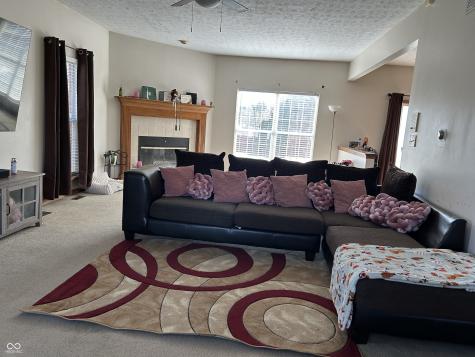 11723 Crab Apple Road Indianapolis IN 46239