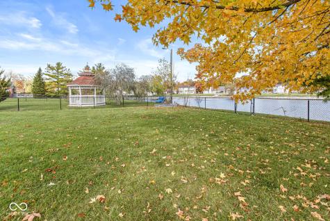1555 Warren Lake Court Indianapolis IN 46229