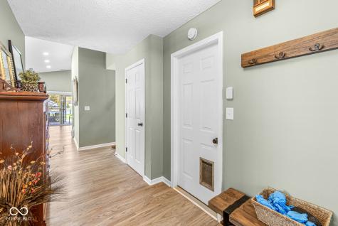 1555 Warren Lake Court Indianapolis IN 46229
