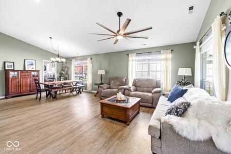 1555 Warren Lake Court Indianapolis IN 46229