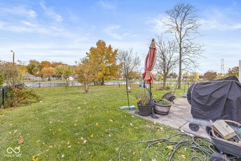 1555 Warren Lake Court Indianapolis IN 46229