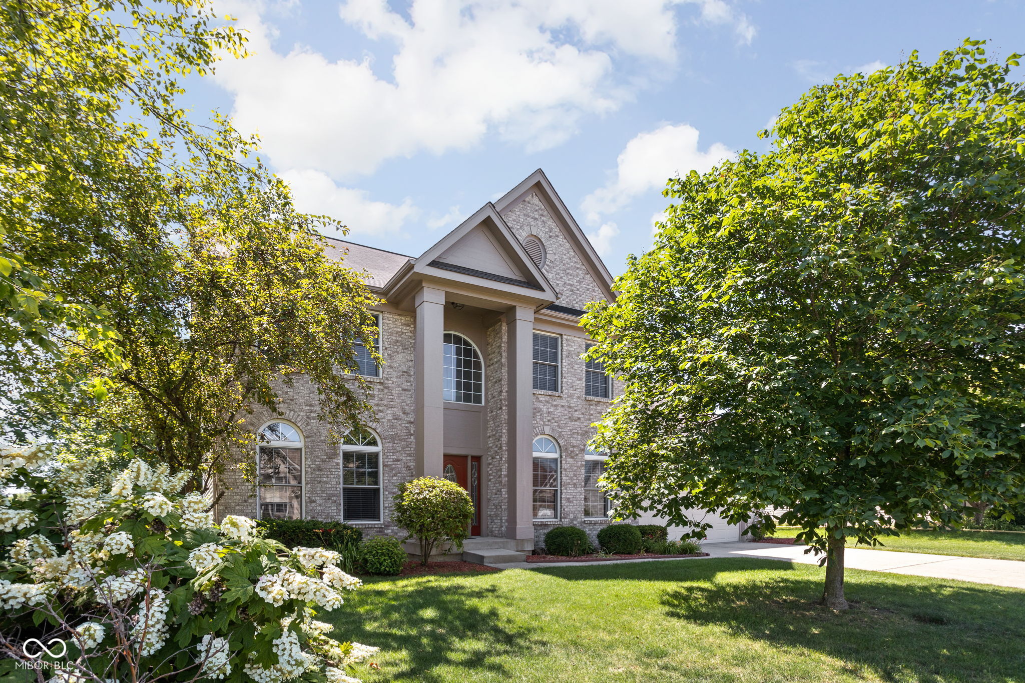 1022 Red Dunes Run Avon IN 46123