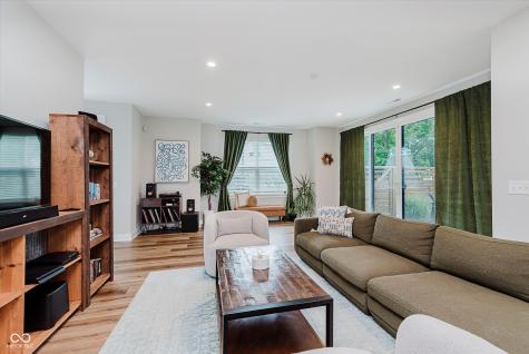 1826 Rosette Way Indianapolis IN 46202
