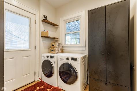 4702 Carrollton Avenue Indianapolis IN 46205