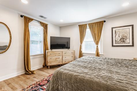 4702 Carrollton Avenue Indianapolis IN 46205