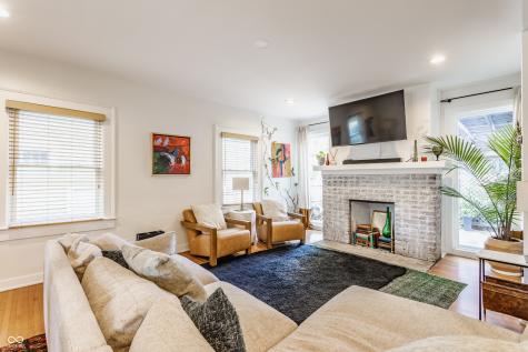 4702 Carrollton Avenue Indianapolis IN 46205