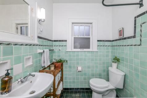 341 Poplar Road Indianapolis IN 46219