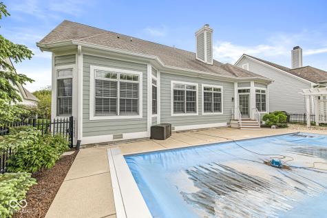 764 Hanover Close Zionsville IN 46077