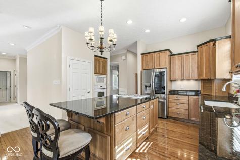764 Hanover Close Zionsville IN 46077