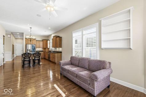 764 Hanover Close Zionsville IN 46077
