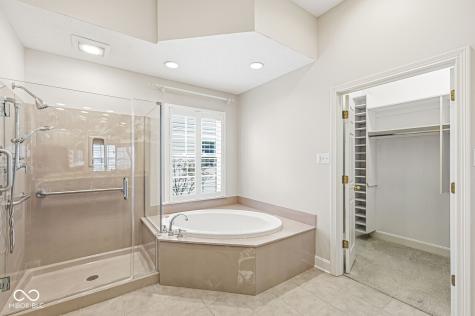 764 Hanover Close Zionsville IN 46077