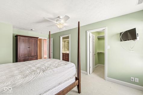 764 Hanover Close Zionsville IN 46077