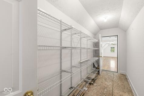 764 Hanover Close Zionsville IN 46077