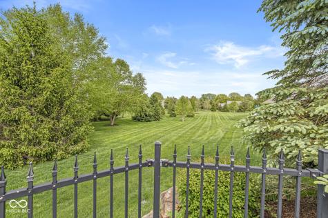 764 Hanover Close Zionsville IN 46077