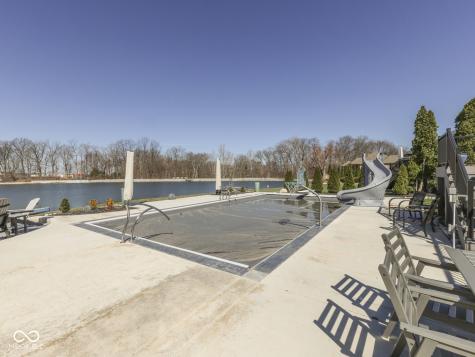 4652 Waters Edge Way Greenwood IN 46143