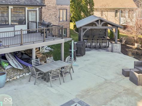 4652 Waters Edge Way Greenwood IN 46143