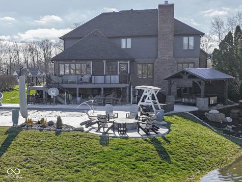 4652 Waters Edge Way Greenwood IN 46143